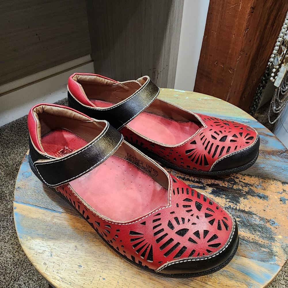Spring Step Red and Black Flats with Laser-Cut Design